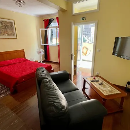 Danny's Seaside House *
