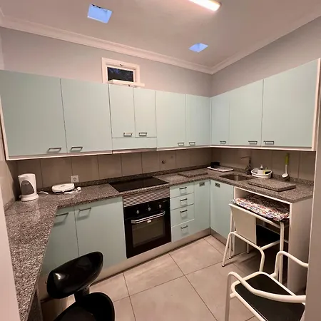 Guest house Danny's Seaside House 3*