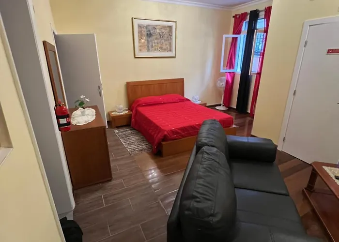 Danny's Seaside House *